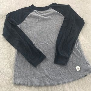 Gap like new long sleeve shirt.